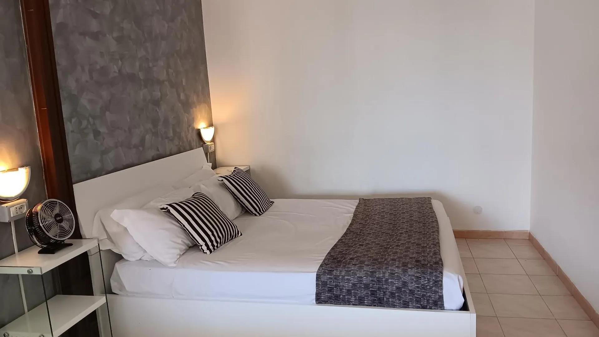 Διαμέρισμα Holiday House Μέστρε